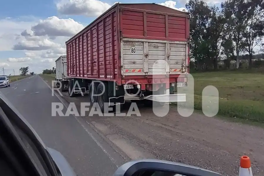 Choque en la salida de Angélica