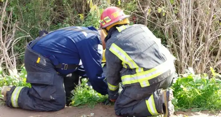 Un hombre cayó a un zanjón y murió ahogado