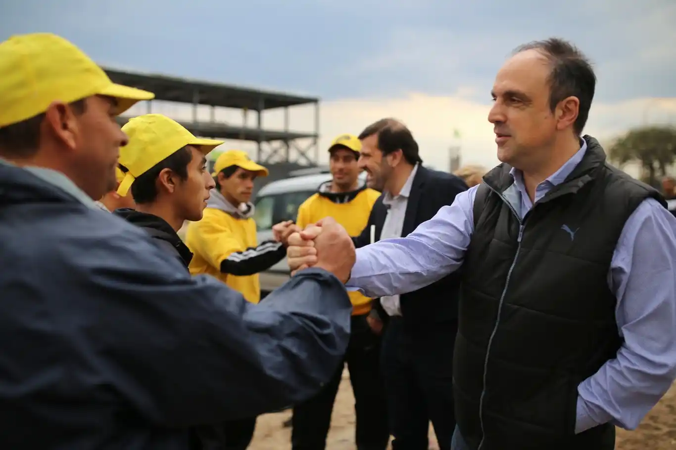 El primer edificio de Escuelas de Trabajo está cada vez más cerca