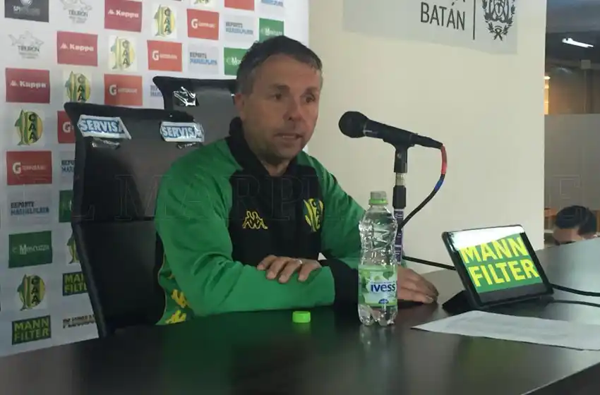 Álvarez tras el empate de Aldosivi: “Lo más importante es crecer en funcionamiento”