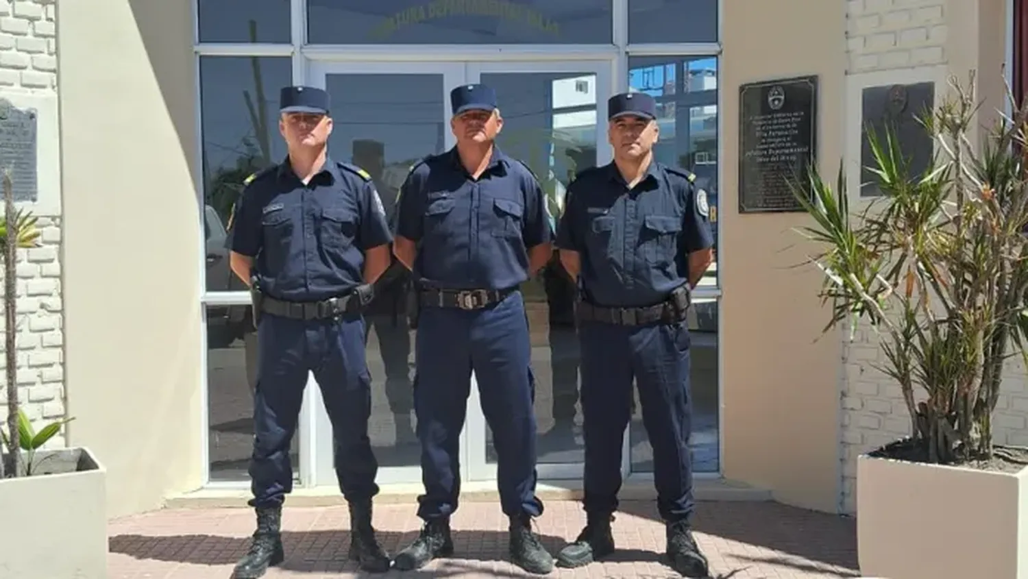 Policías salvaron a un hombre que cayó a un lago en el sur entrerriano