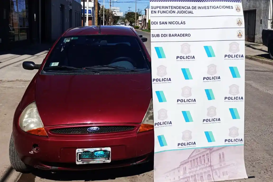 El Ford Ka fue denunciado como robado en una Comisaría de Campana.