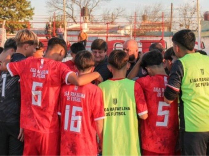 La Selección Sub 15 debuta a las 15 ante Liga Paivense. Foto:LRF