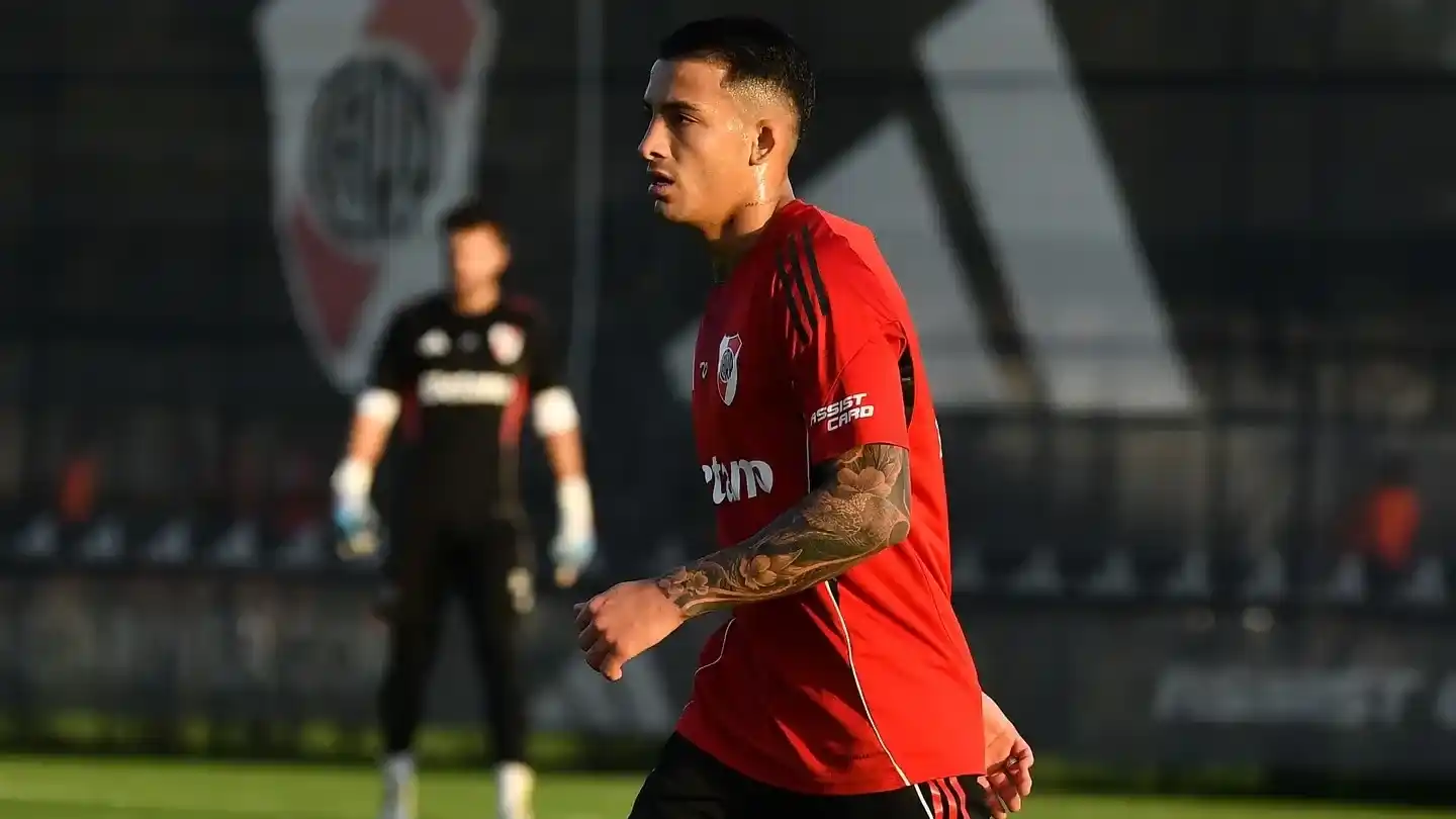 Castaño, mediocampista de River.