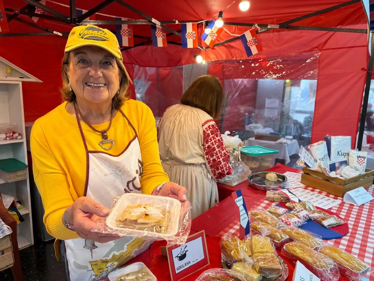 Croacia presente, con su strudel de manzana. Valió la pena tanta preparación.