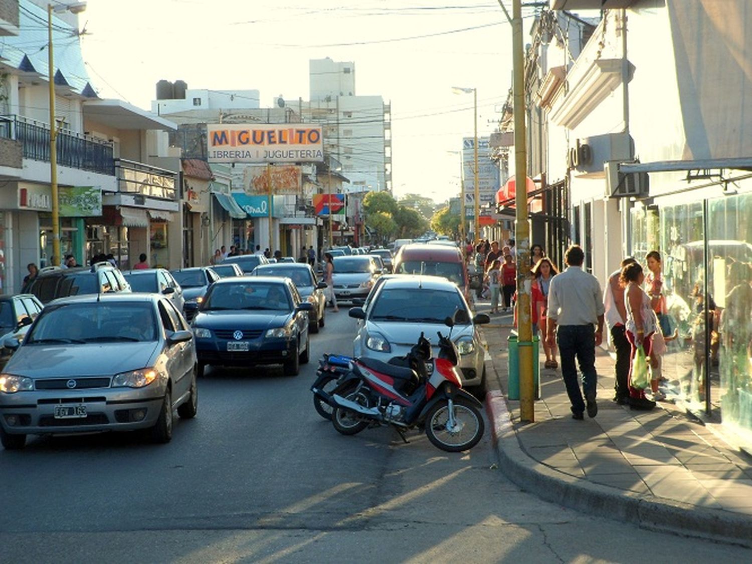 Los comercios de Gualeguaychú trabajan con normalidad
