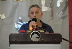 El director del CEF 42 deslindó responsabilidades y aseguró que querían tener "a los chicos en el agua lo antes posible"