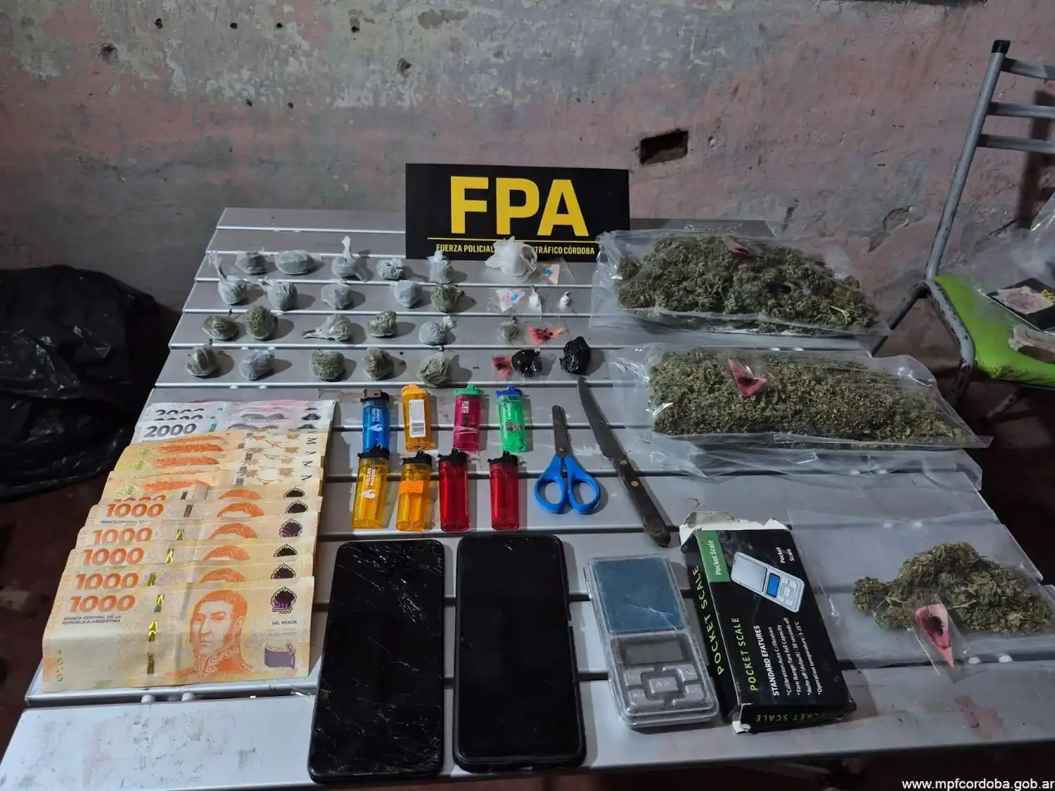 Una casa usurpada se convirtió en un punto de venta de drogas: cayó un sospechoso por narcotráfico