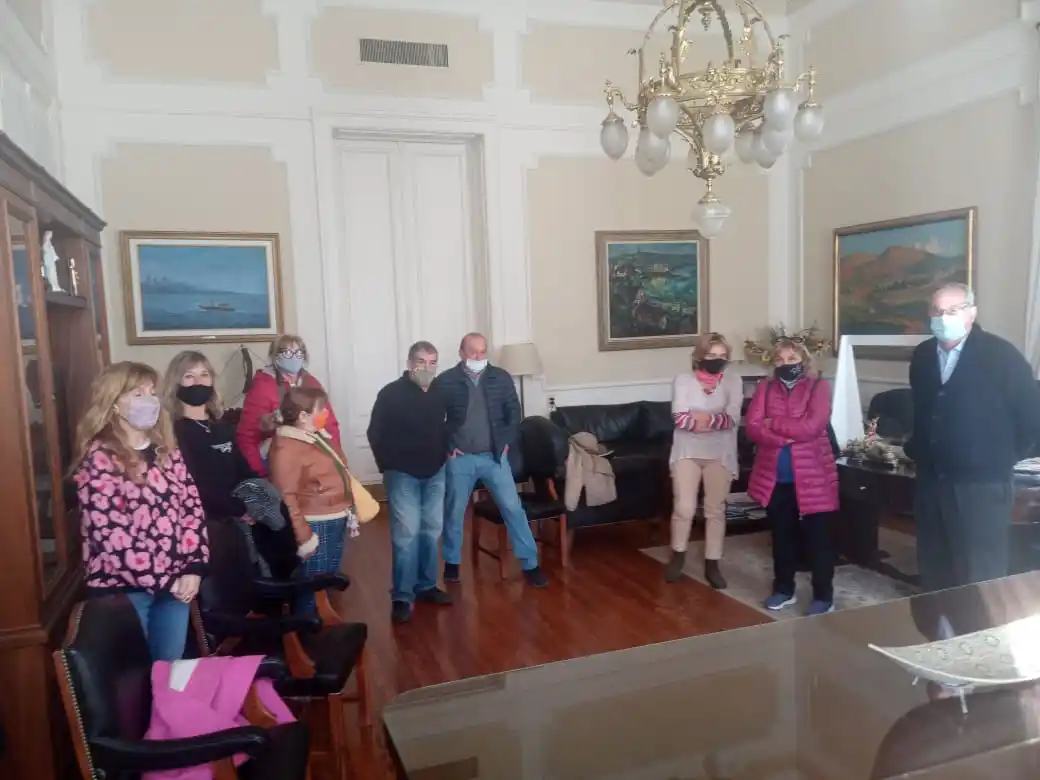 Autoconvocados IOMA se reunieron con el Intendente y siguen pidiendo respuestas ante la falta de cobertura