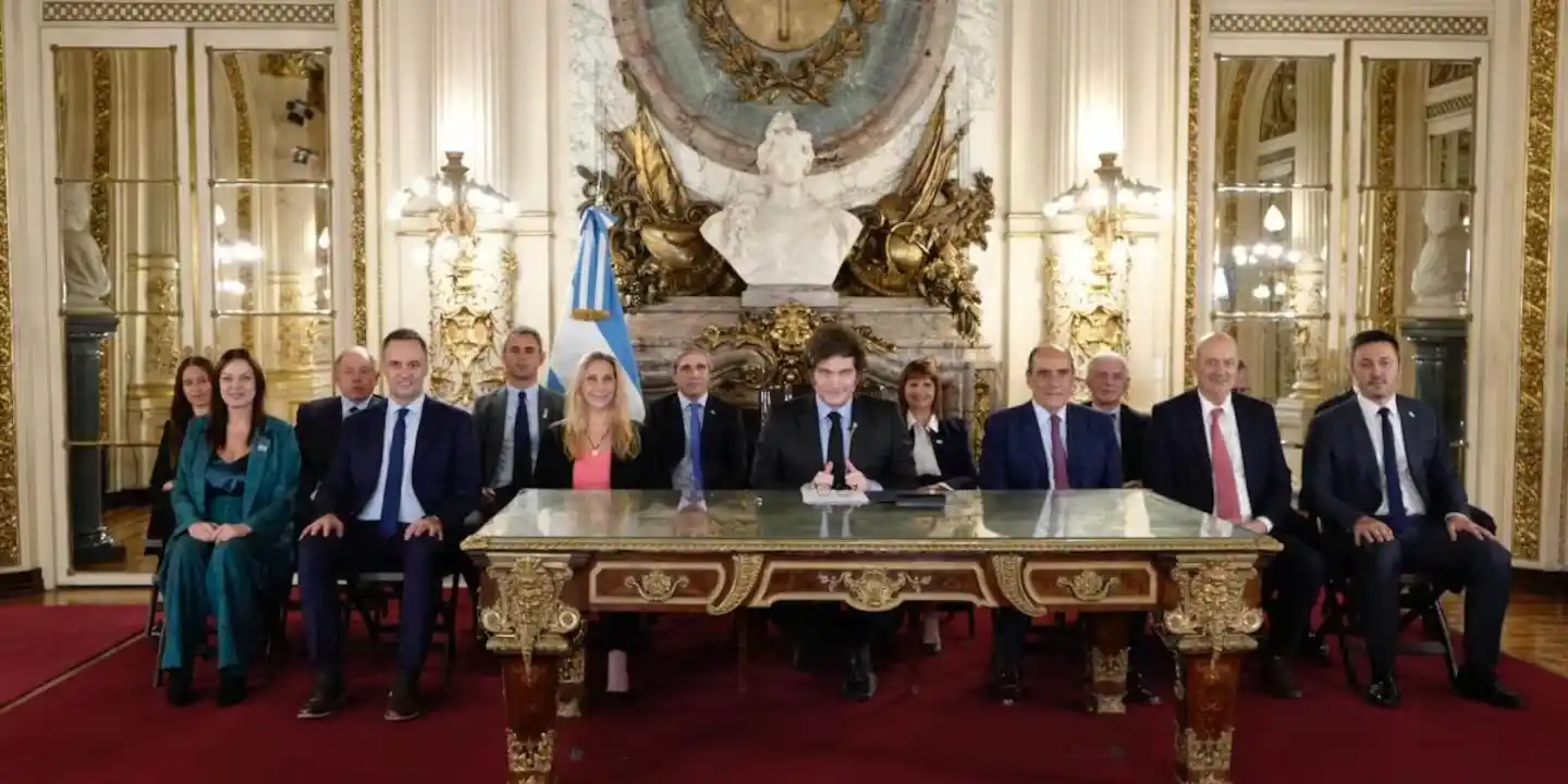 Milei analizó la estrategia electoral en dos reuniones de gabinete tras la derrota en Buenos Aires