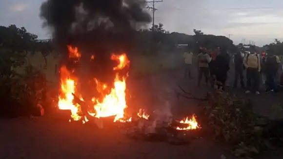 RABIA CRECIENTE: 28 protestas en 10 estados por malos servicios y falta de gasolina