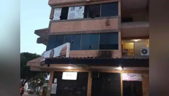 ¡POR CONTINUOS AMEDRENTAMIENTOS Y ASEDIOS! Cierran sede de medio de comunicación en Trujillo