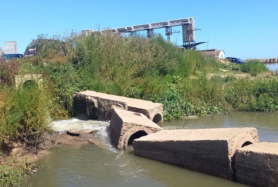 San Pedro arroja sus residuos clocales al río sin tratamiento alguno.