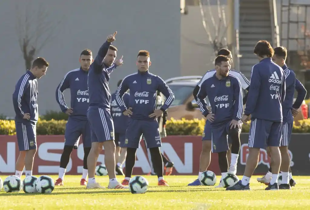 Control antidoping luego de la práctica en Ezeiza