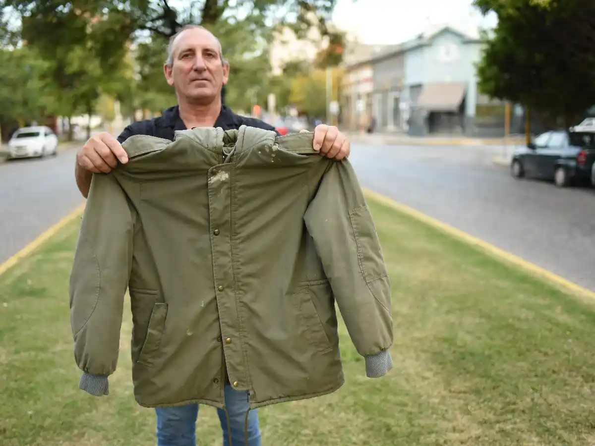 La campera de Hugo: trofeo y escudo de un veterano de la Guerra de Malvinas  
