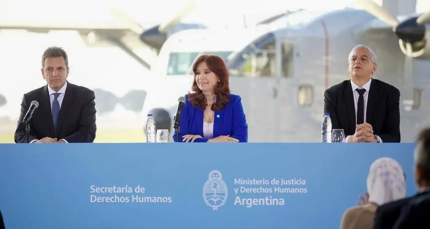 En vivo: Cristina Kirchner y Sergio Massa comparten un acto tras el cierre de listas