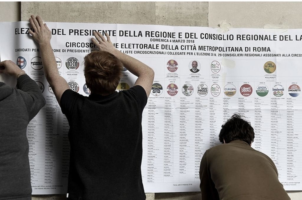 Italia decide en las urnas si reduce la cantidad de legisladores