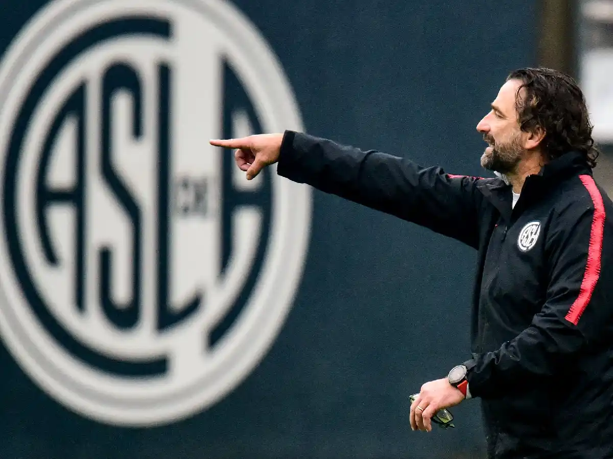 Pizzi confirmó que no jugará Belluschi 