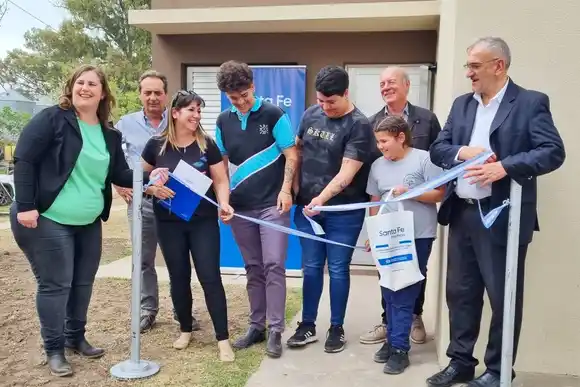Zenón Pereyra: el gobierno provincial inauguró 6 nuevas viviendas