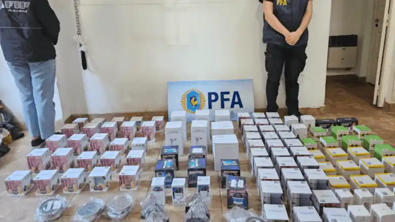 La sede del Correo Argentino de Rosario fue allanada por sospechas de contrabando y evasión