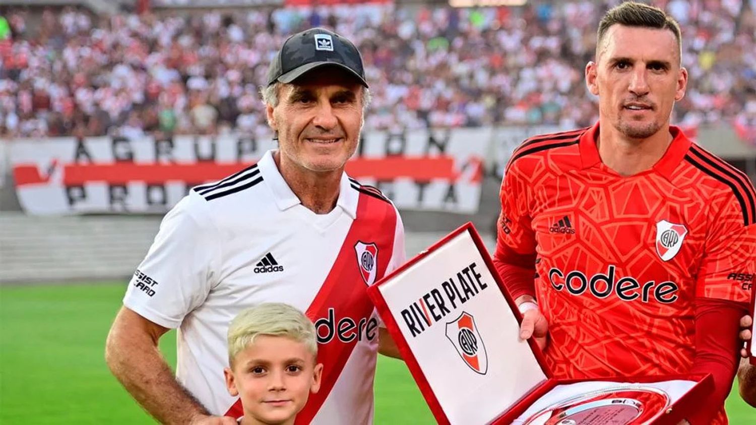 La inesperada confesión de  Oscar Ruggeri: “Soy fanático de River”