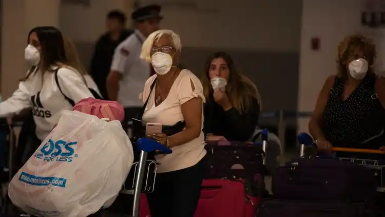 Qué hacer si sacaste un pasaje al exterior o si tenés que regresar al país 