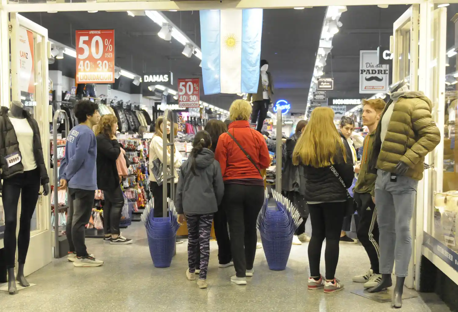 Día del Padre: a pesar de ofertas y descuentos, las ventas cayeron 10,2% anual