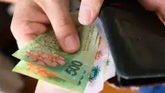 El Gobierno evalúa un bono de fin de año