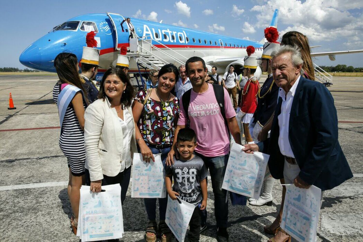 Aerolíneas Argentinas inauguró sus vuelos de temporada entre Tucumán y Mar del Plata