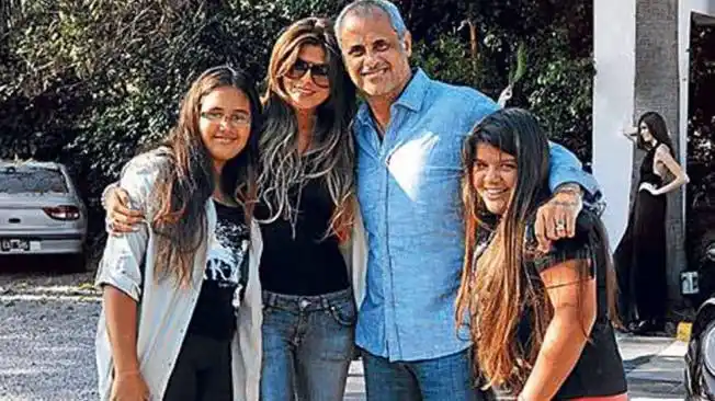 Rial dijo que es un hombre, feliz, libre y divorciado