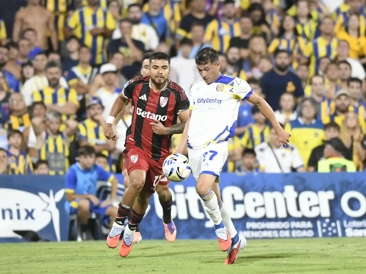 Rosario Central empató sin goles ante River en el Gigante