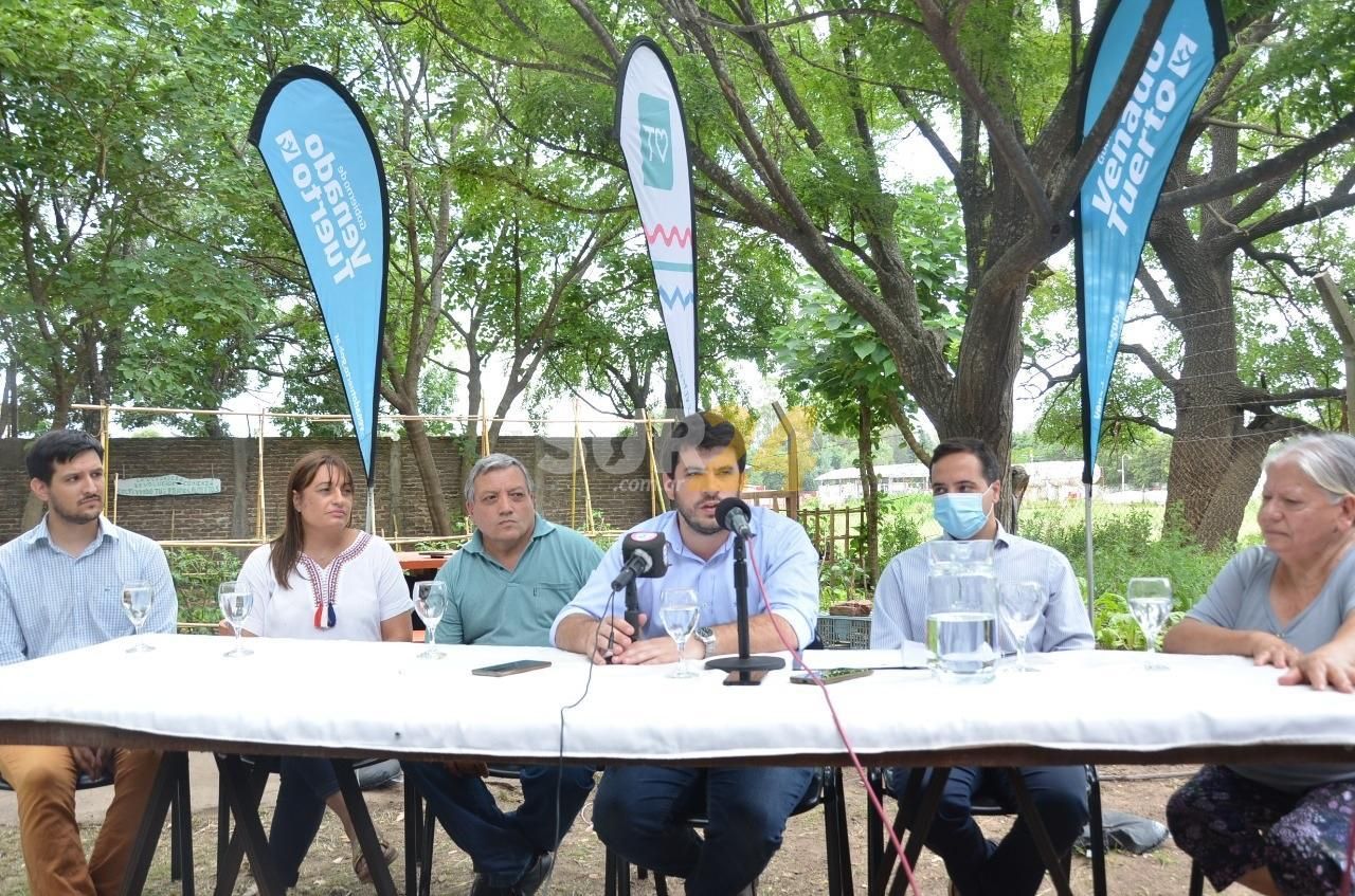 Firma de convenio para utilizar el predio de Soiva para el desarrollo de actividades municipales