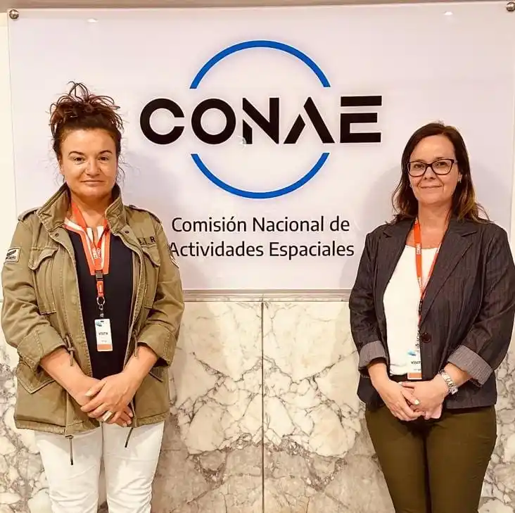 Florencia Gómez, tresarroyense fiscal jefe de Rawson, fue invitada a Buenos Aires por la CONAE