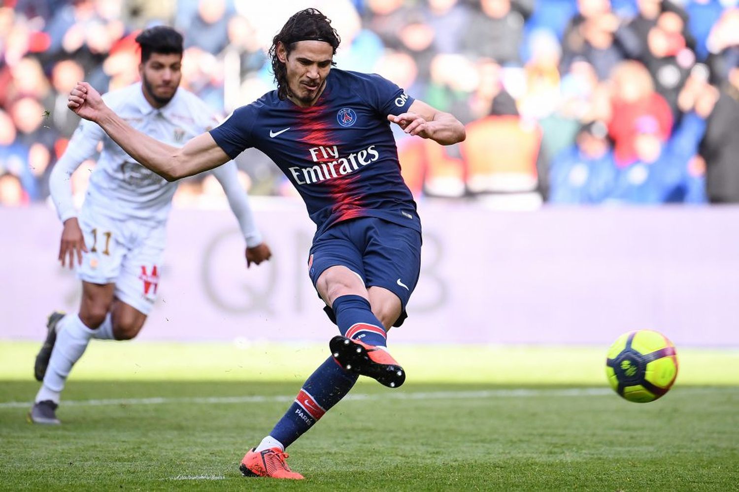 “La llegada de Cavani podría darse muy pronto”