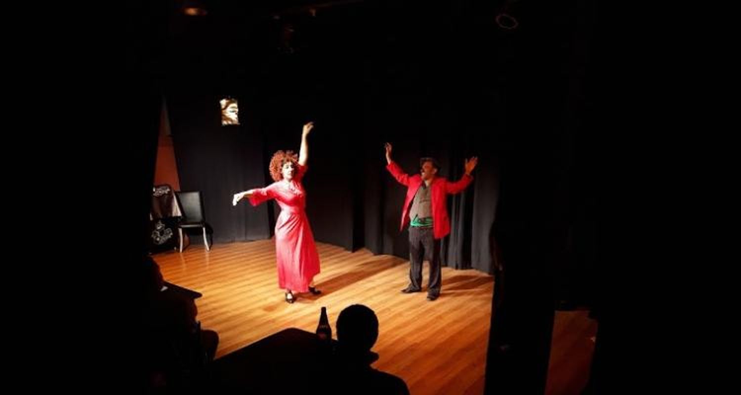 Este viernes, clown y música en Cuarta Pared con El Vacilón y Camalotal