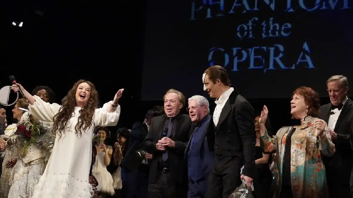 «El fantasma de la Ópera», baja de cartel en Broadway tras 35 años