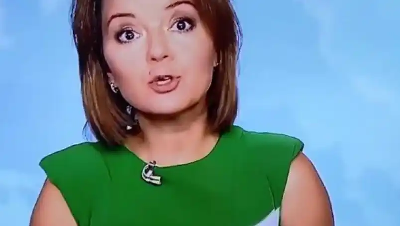 ¡No lo creerás! mira el bochornoso episodio que vivió una presentadora de TV, EN VIVO