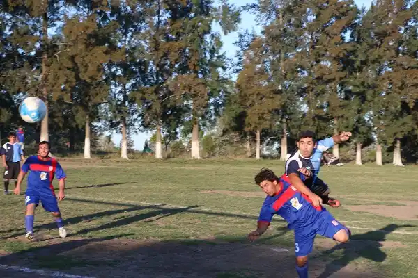 Termas ganó y acecha a Atlético Sur en la punta de la Primera A