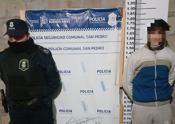 Joven aprehendido por circular con marihuana en la vía pública