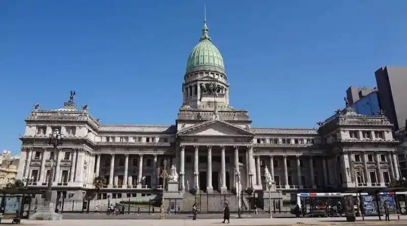 La interpelación del Preámbulo a la clase política