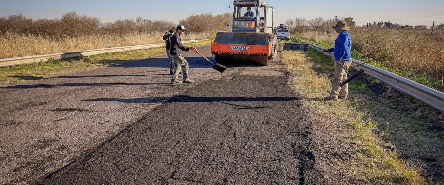 Vialidad Provincial indicó que avanza con el bacheo en la ruta 32