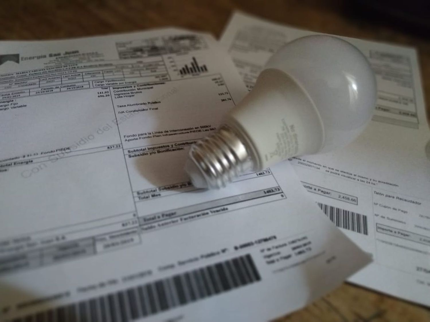 Aumento de luz: Cómo hacer el trámite para mantener el subsidio y cuánto consumir para pagar menos en la tarifa