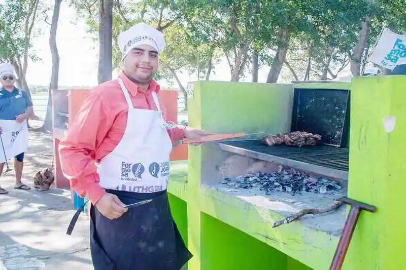 Jofré: “Las ferias y los emprendimientos 
generan oportunidades y trabajo genuino”