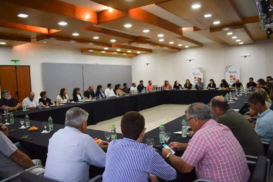 Reunión de la Mesa Territorial del Seom