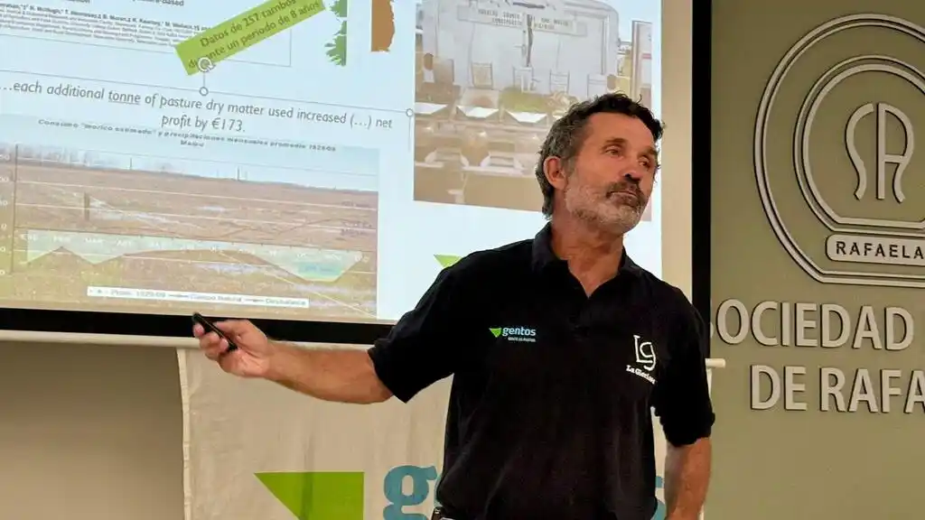 Organizada por el Ateneo y la empresa Gentos, con Martín Bigliardi como disertante, se habló de alfalfa, sus cuidados para mejorar la durabilidad y optimizar los costos.
