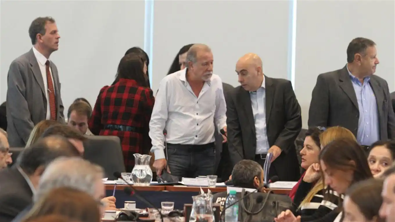Diputados: obtuvo dictamen la ley antidespidos y mañana se trata en el recinto