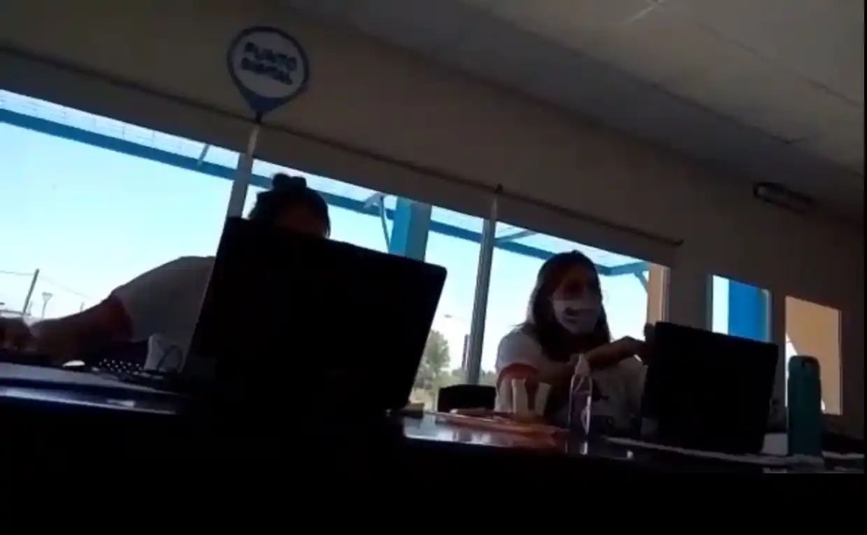 Descargo de padres autoconvocados, acusados de irrumpir en un vacunatorio