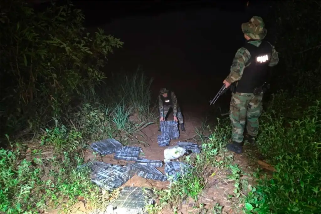 Prefectura secuestró 173 kilos de droga y fentanilo en el río Paraná