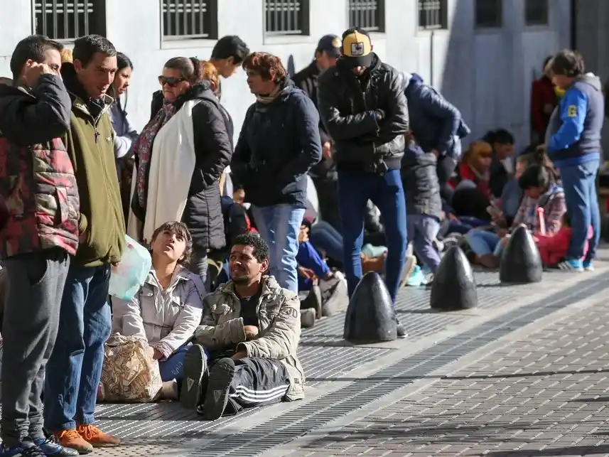 Plantearon la pérdida de más de 200 mil empleos en casi dos años.