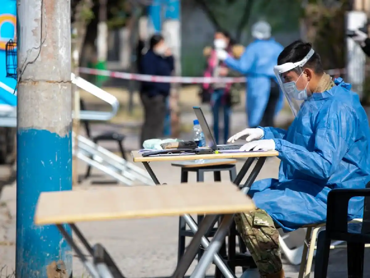 Coronavirus en Córdoba: 5 fallecimientos y 708 casos nuevos